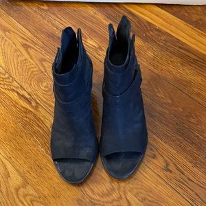 Black, open toe ankle boots - Eileen Fisher